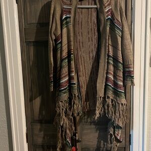 Women’s Cardigan
Sweater